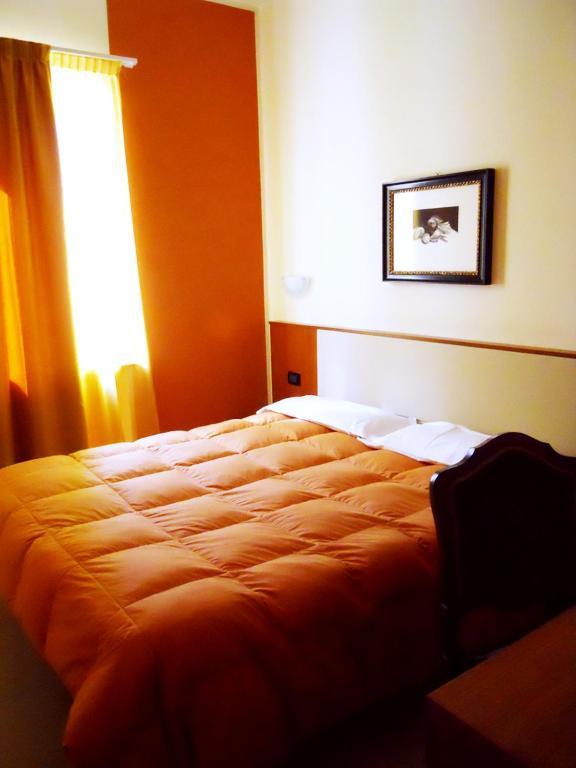 Eco Art Hotel Statuto Torino Camera foto